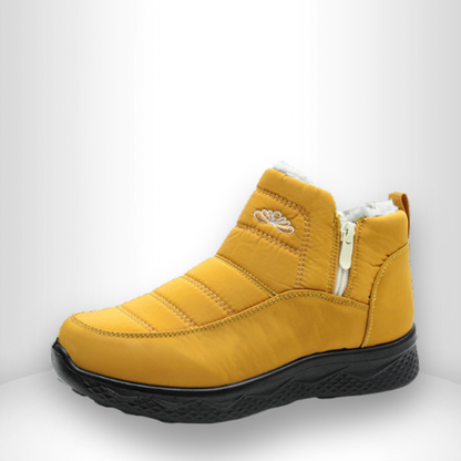 Loes |  Vol vertrouwen de deur uit