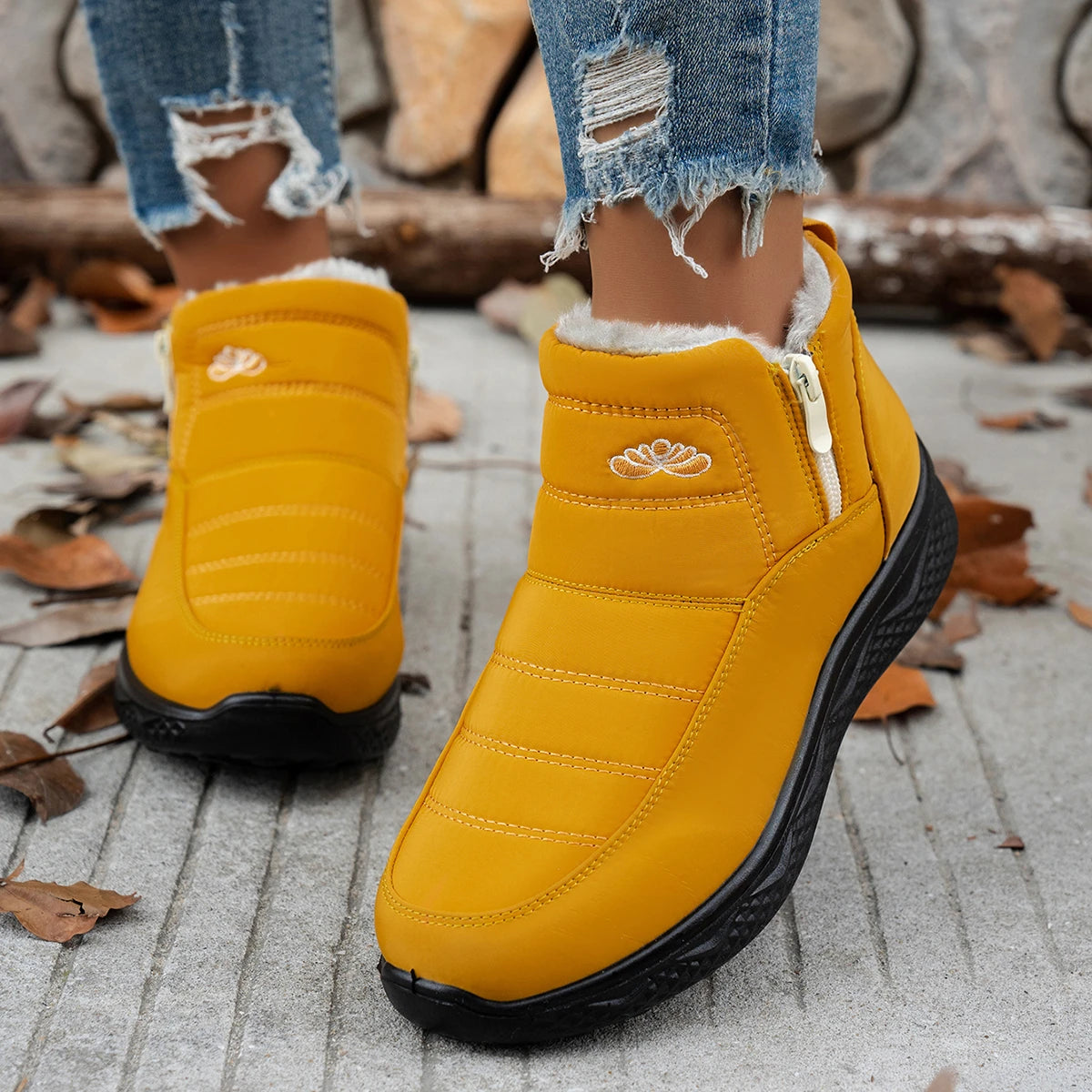 Loes | Warme enkelboots met antislip en elegante uitstraling